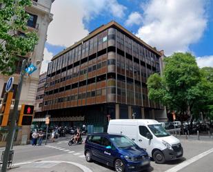 Exterior view of Office for sale in  Barcelona Capital  with Air Conditioner