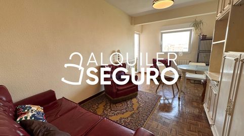 Foto 2 de Piso de alquiler en Ansar, Los Cármenes, Madrid Capital
