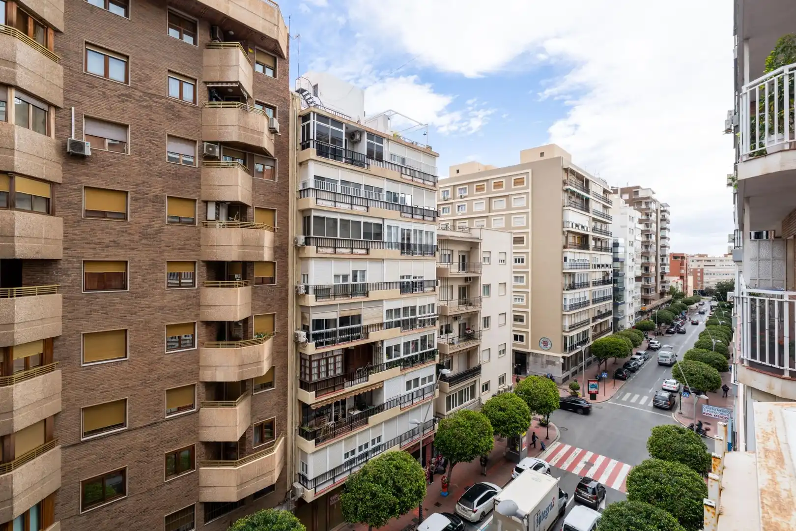 Vista exterior de Pis en venda en Almería amb Aire condicionat, Calefacció i Parquet