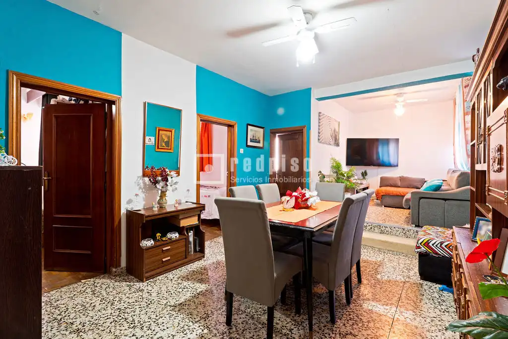 Comedor de Piso en venta en Madrid con Calefacción