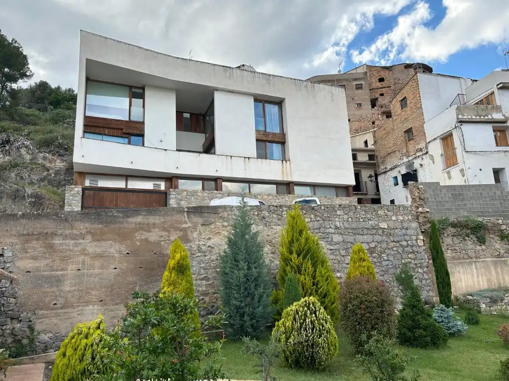 Vista exterior de Local en venta en Jérica