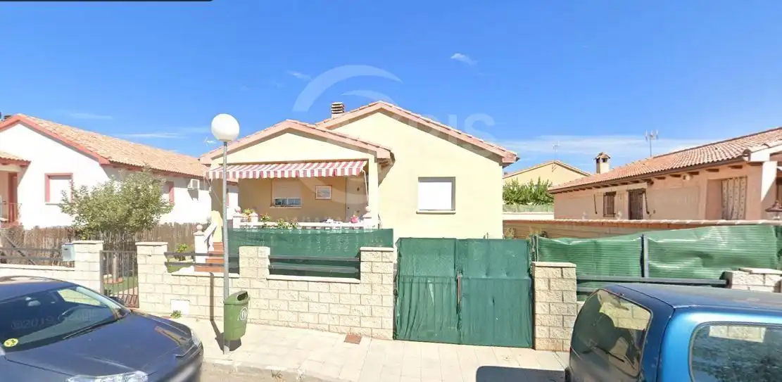 Vista exterior de Casa o chalet en venta en Burguillos de Toledo