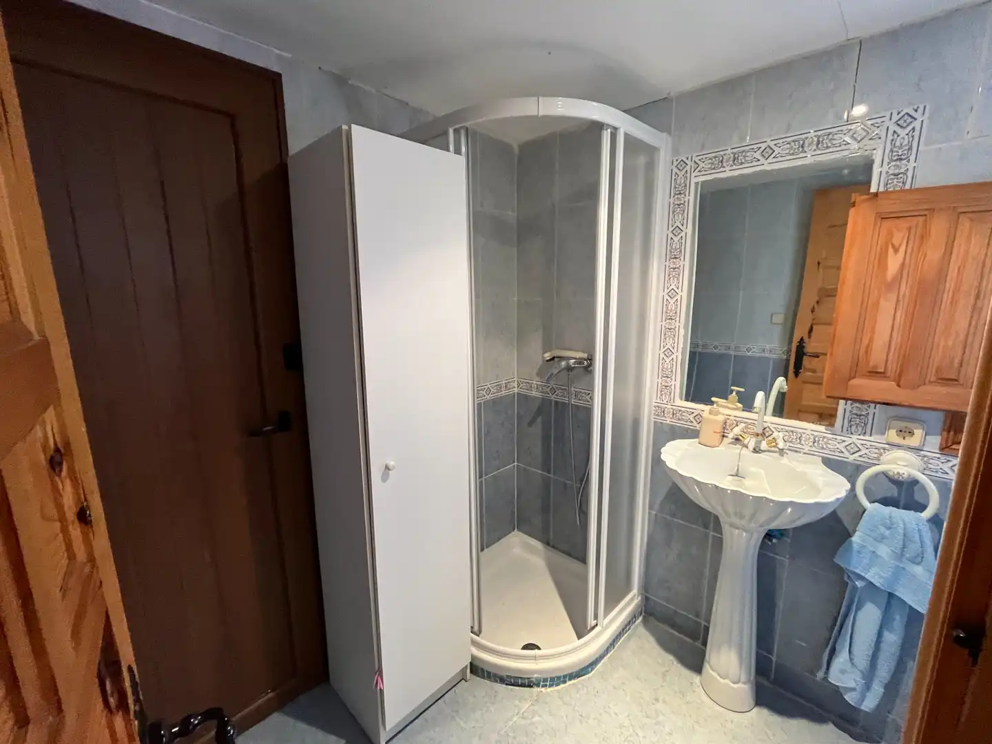 Bany de Casa o xalet en venda en Zaragoza amb Aire condicionat, Calefacció i Jardí privat