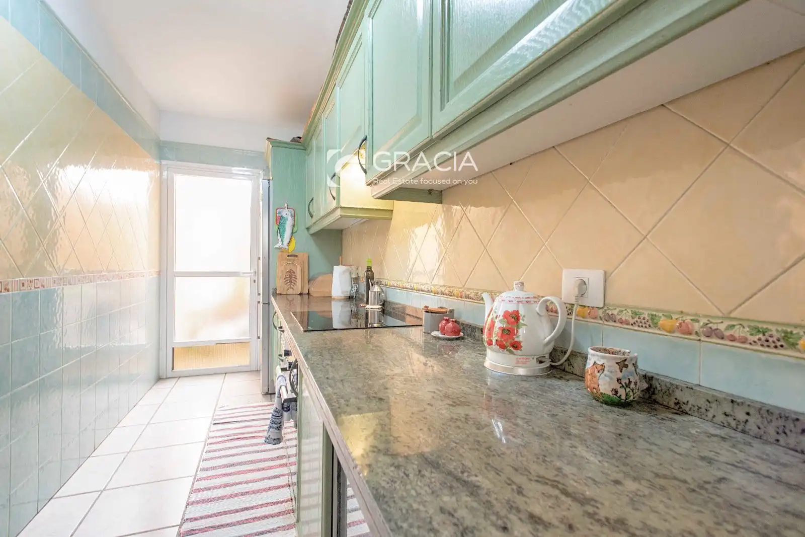 Küche von Wohnung zum Verkauf in Adeje mit Terrasse, Abstellraum und Schwimmbad