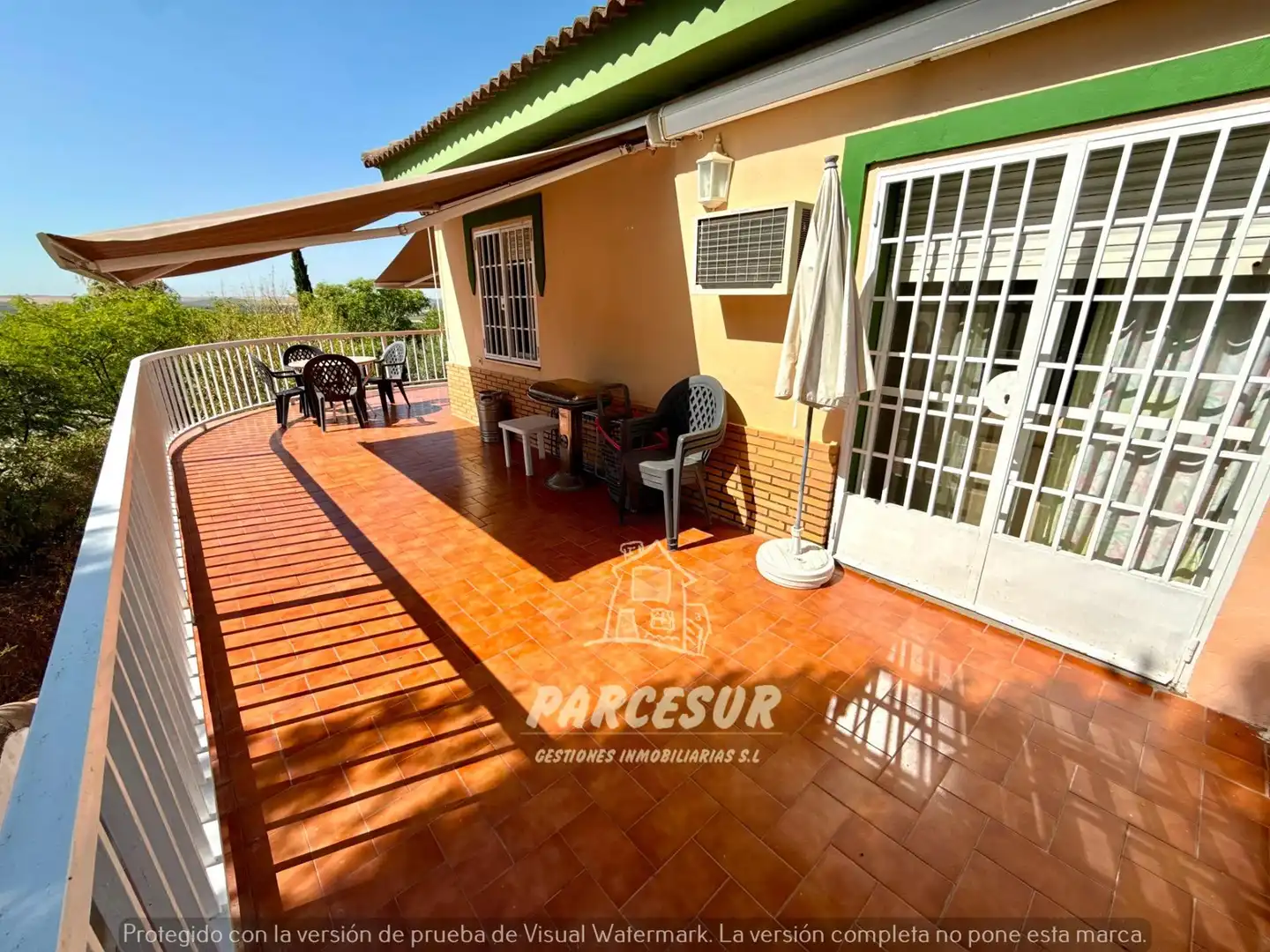 Terrassa de Finca rústica en venda en Almodóvar del Río amb Aire condicionat, Jardí privat i Terrassa