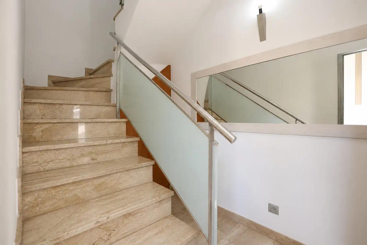 Adosado con terraza en venta en Carrer de Pau Claris, imagen 19