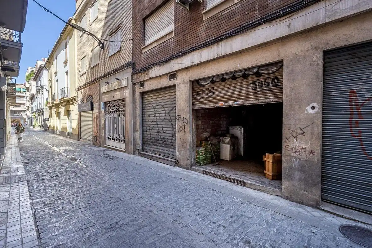 Commercial properties for sale in Granada