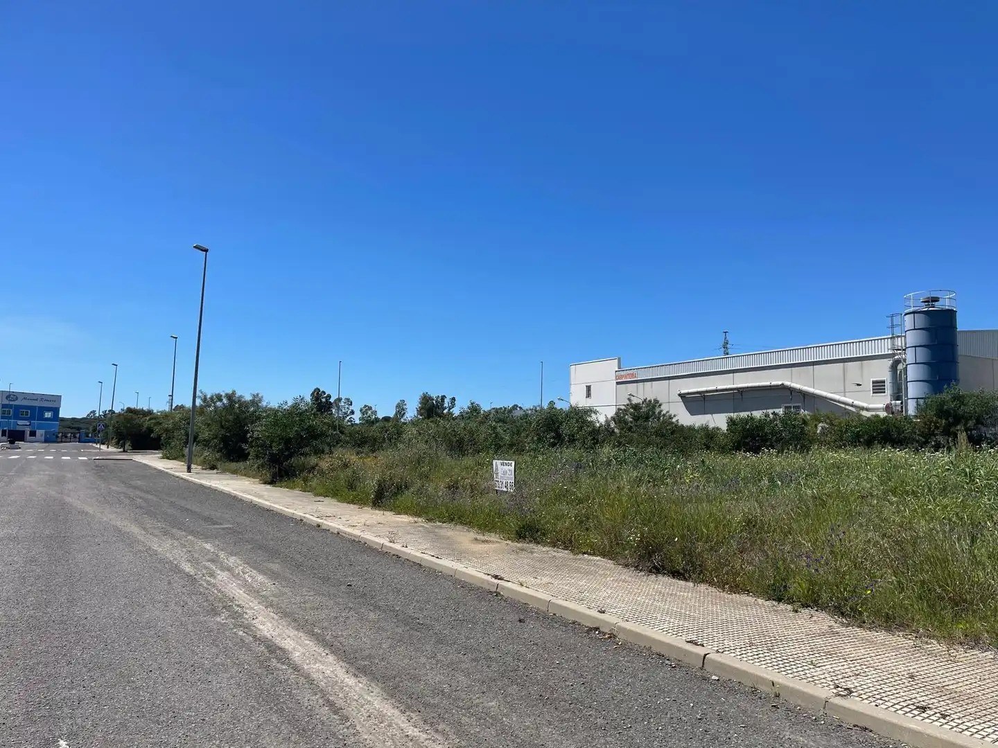Terreno industriale in vendita a Núcleo urbano, imagen 2