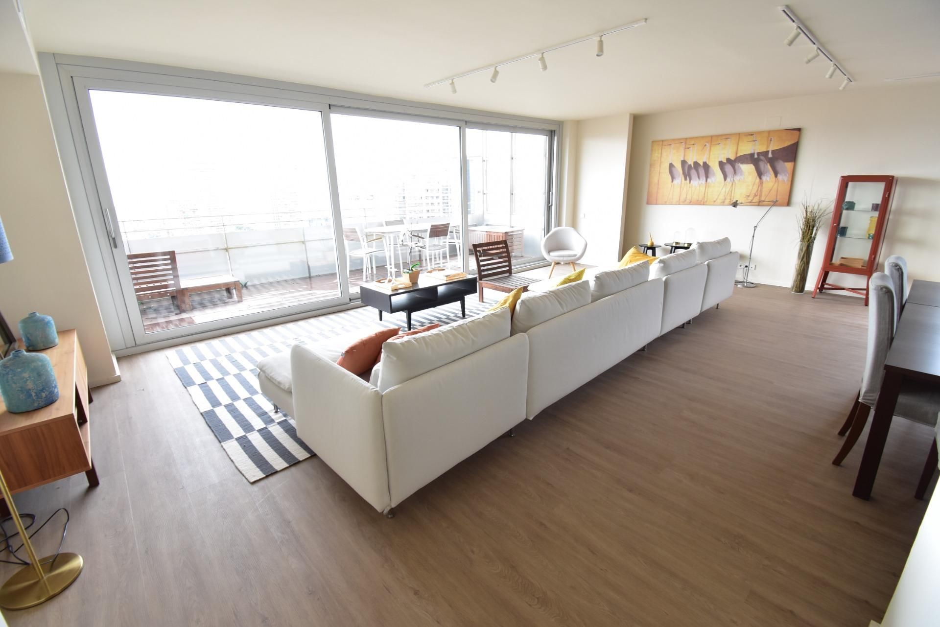 Sala d'estar de Pis de lloguer en  Barcelona Capital amb Aire condicionat, Calefacció i Terrassa