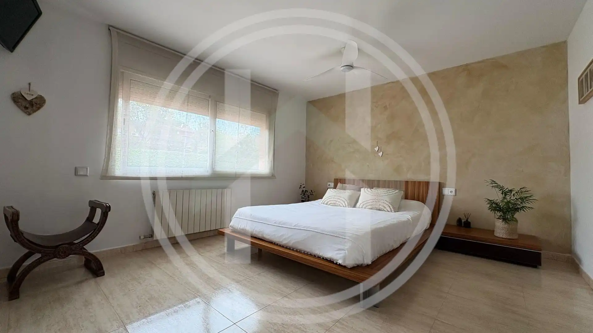 Schlafzimmer von Haus oder Chalet zum Verkauf in Cardedeu mit Heizung, Privatgarten und Terrasse