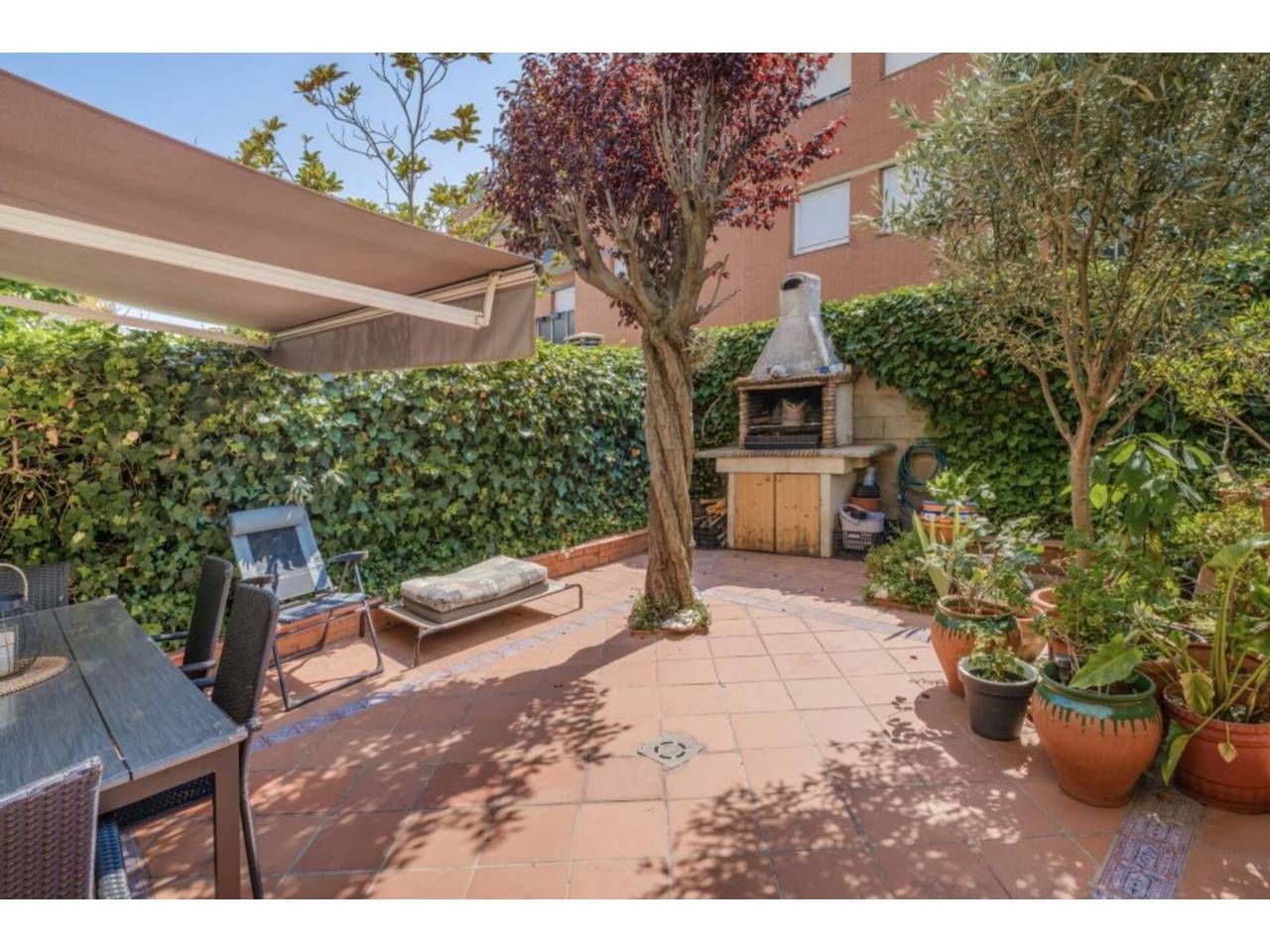 Garden of House or chalet for sale in Terrassa  with Air Conditioner, Heating and Terrace