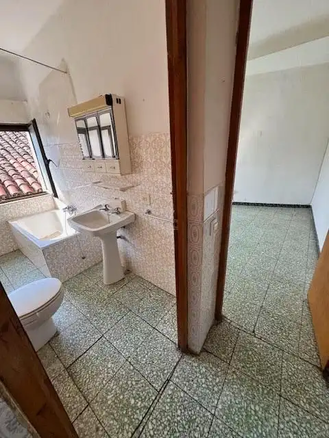 Bany de Casa o xalet en venda en Herguijuela de la Sierra amb Traster i Balcó