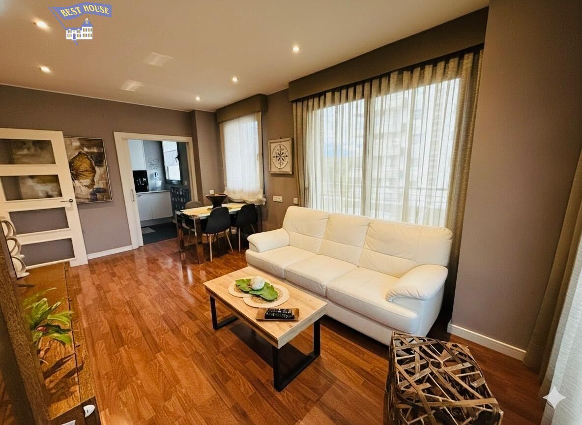 Living room of Flat for sale in Montcada i Reixac  with Air Conditioner, Heating and Private garden