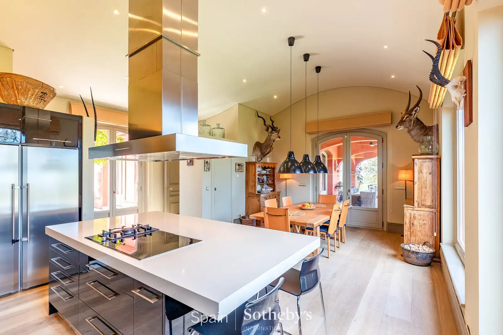 Küche von Residential zum Verkauf in Casarrubios del Monte