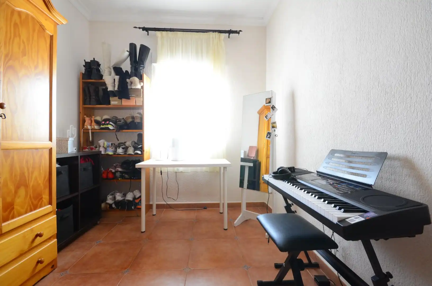 Habitación de Local en venta en Mazagón