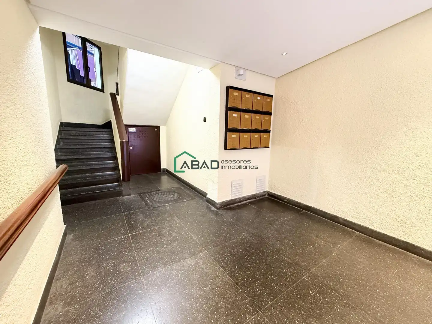 Pis en venda en Bilbao  amb Parquet, Terrassa i Balcó