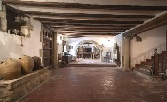 Country house zum Verkauf in Rubielos de Mora mit Klimaanlage, Heizung und Terrasse