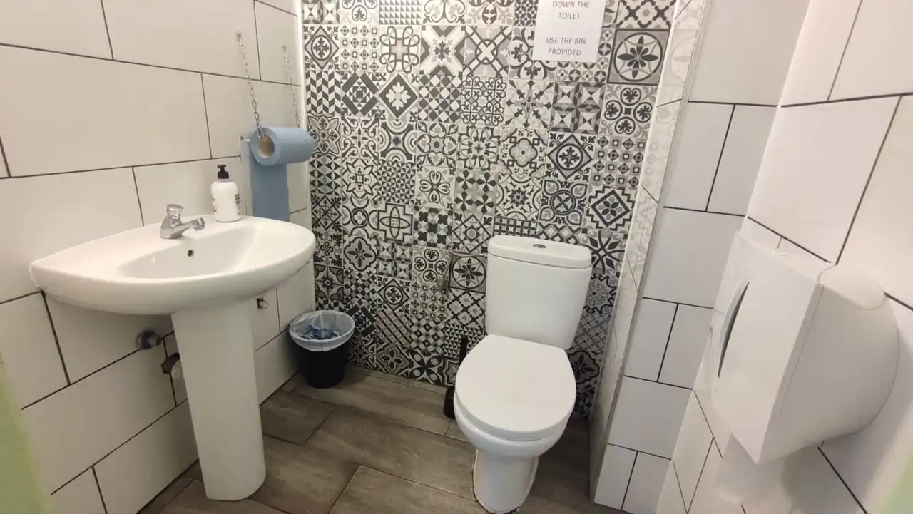 Baño de Local en venta en Orihuela