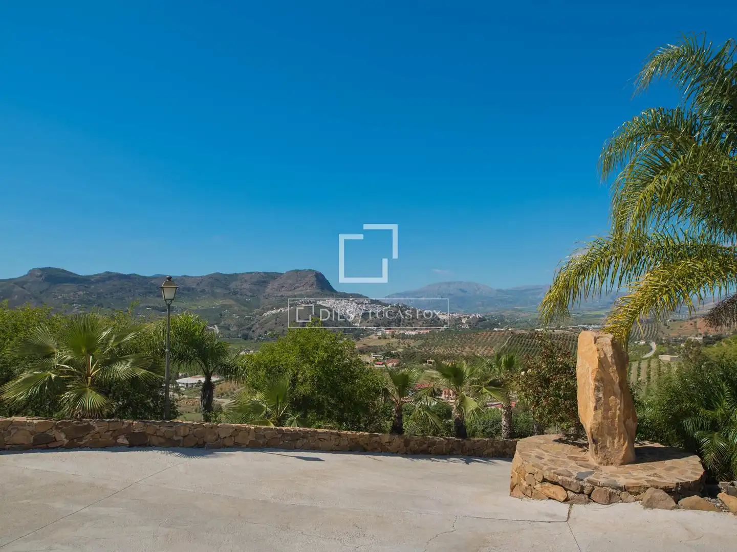 Vista exterior de Finca rústica en venda en Ardales amb Aire condicionat, Terrassa i Traster