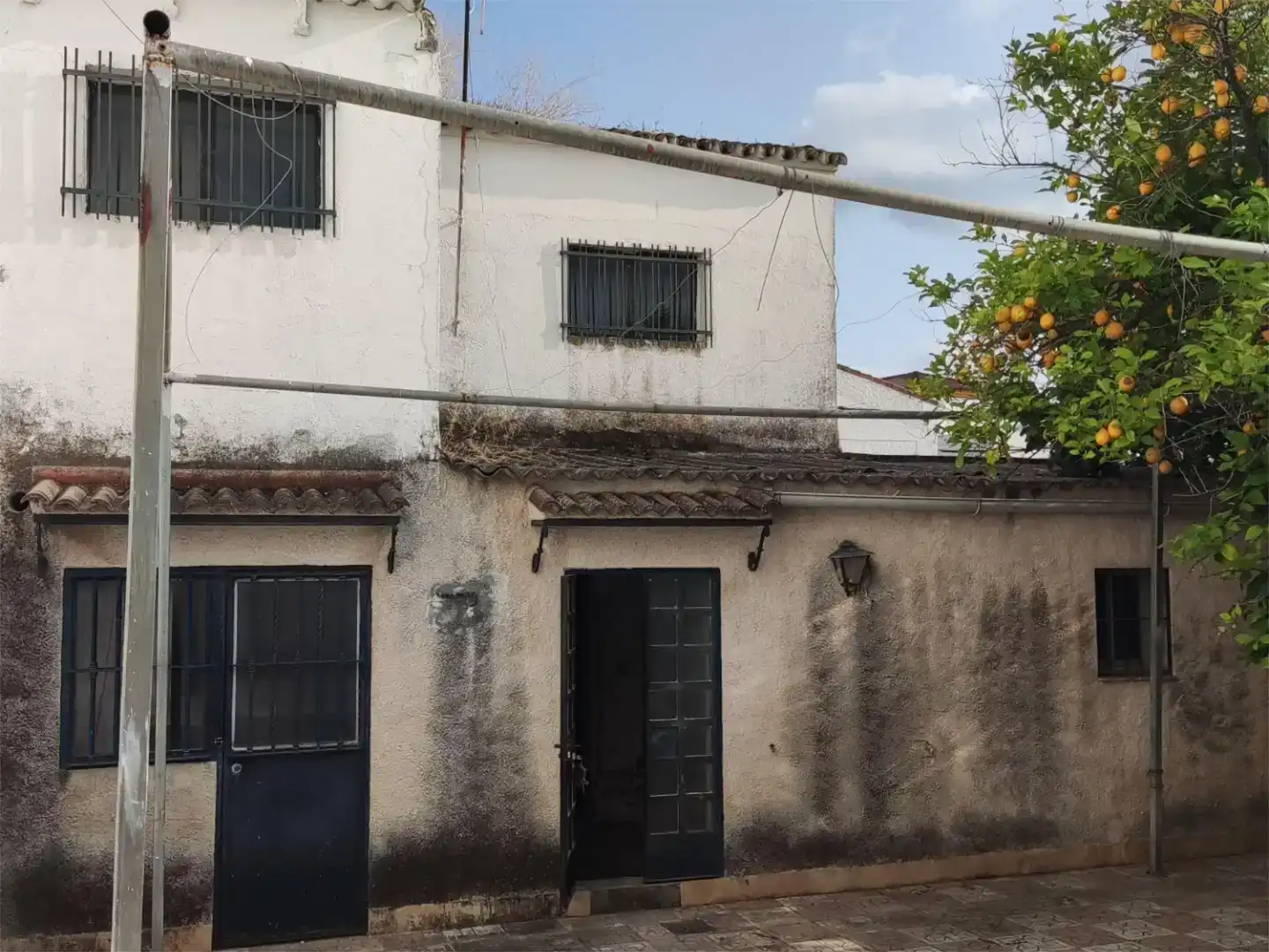 Vista exterior de Pis en venda en Burguillos amb Jardí privat, Traster i Balcó