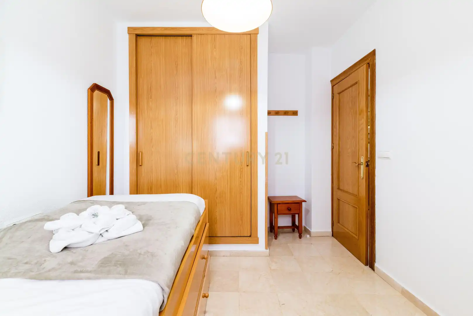 Habitación de Piso en venta en Granada con Aire acondicionado