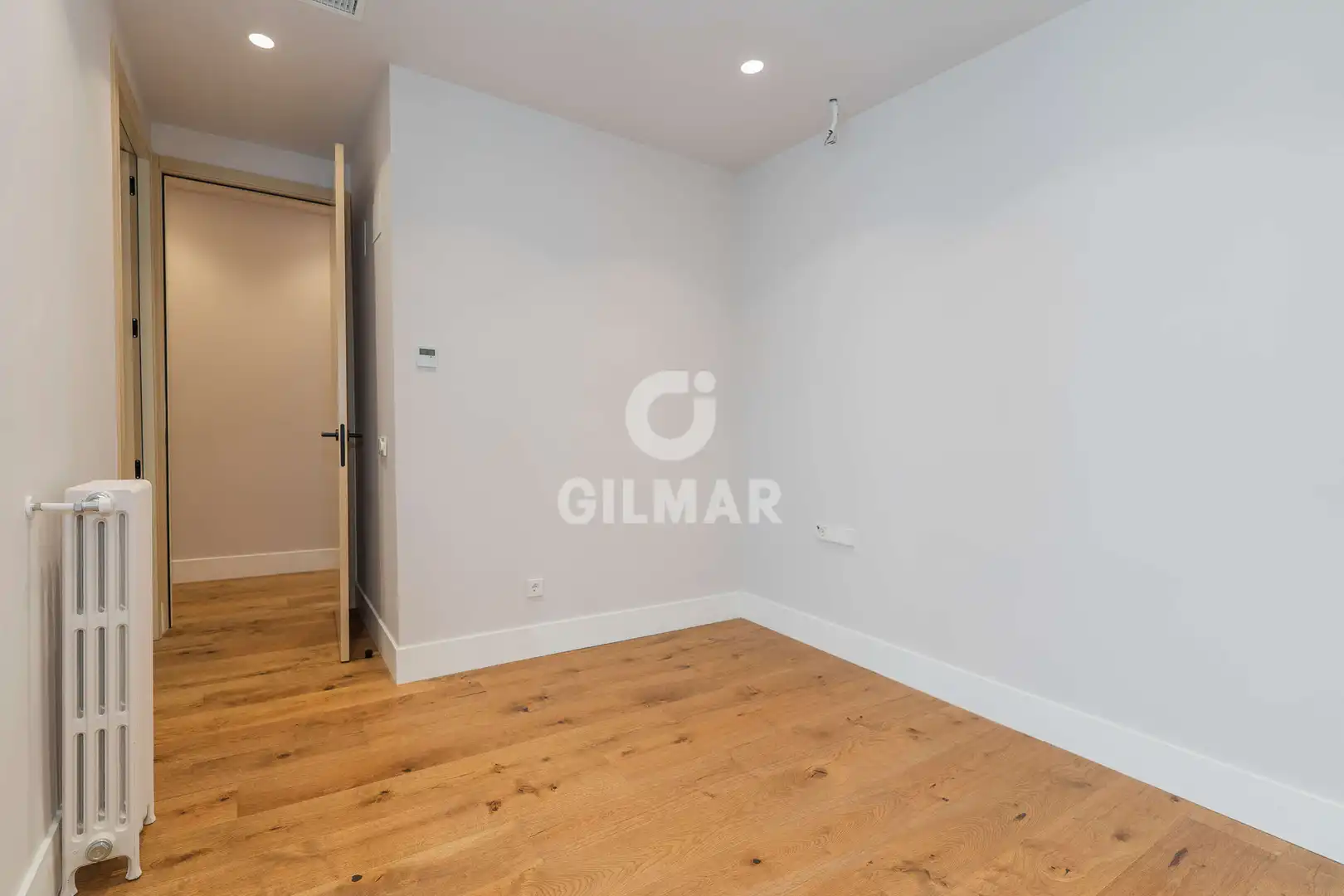 Habitación de Piso en venta en Madrid con Calefacción y Trastero