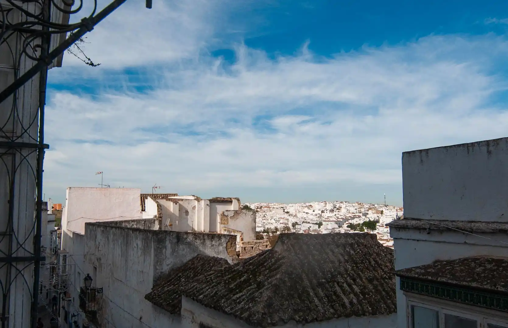 Vista exterior de Casa adosada en venda en Arcos de la Frontera