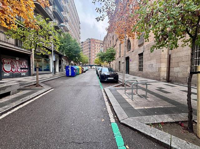 Garaje en Venta en Calle del Padre Cámara en Garrido Sur