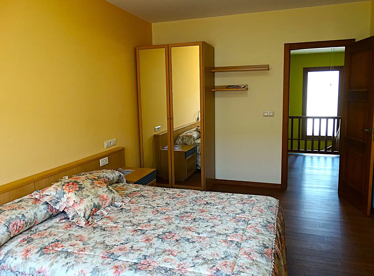 Dormitori de Casa o xalet en venda en Miño amb Calefacció, Parquet i Terrassa