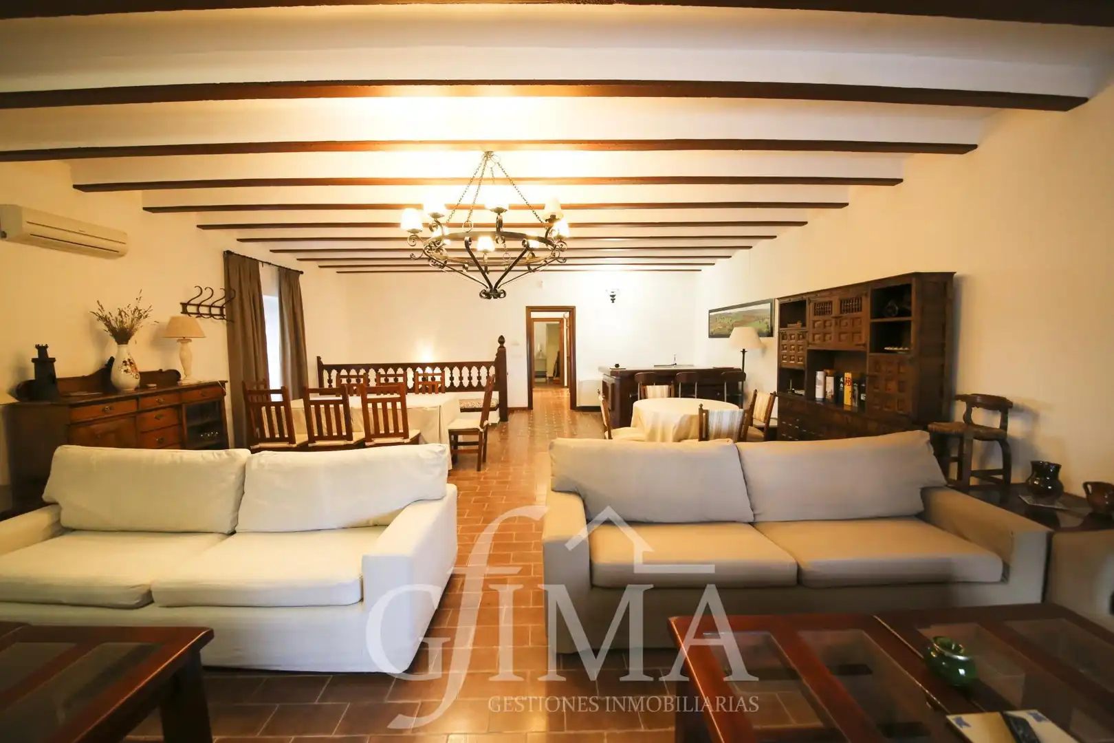 Living room of Houses for sale in Argamasilla de Alba  with Air Conditioner, Heating and Terrace
