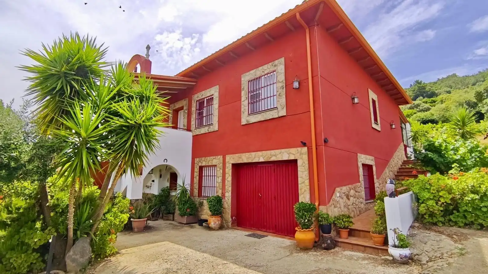 Exterior view of Country homes for sale in Plasencia  with Swimming Pool