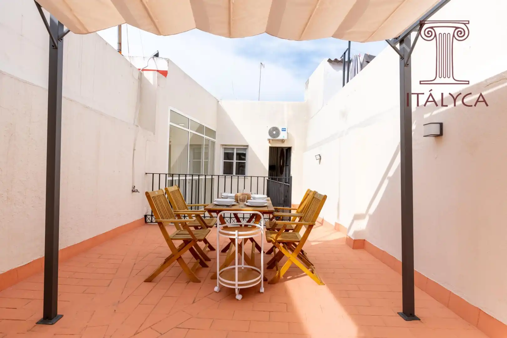 Terraza de Ático en venta en Sevilla con Aire acondicionado, Terraza y Amueblado