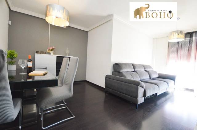 Piso en Venta en Calle Calle de Antonia Mercé, 4, 4 en Piedras Redondas - Torrecárdenas