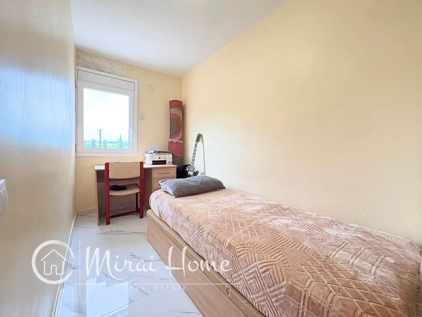 Habitación de Piso en venta en Montornès del Vallès con Balcón