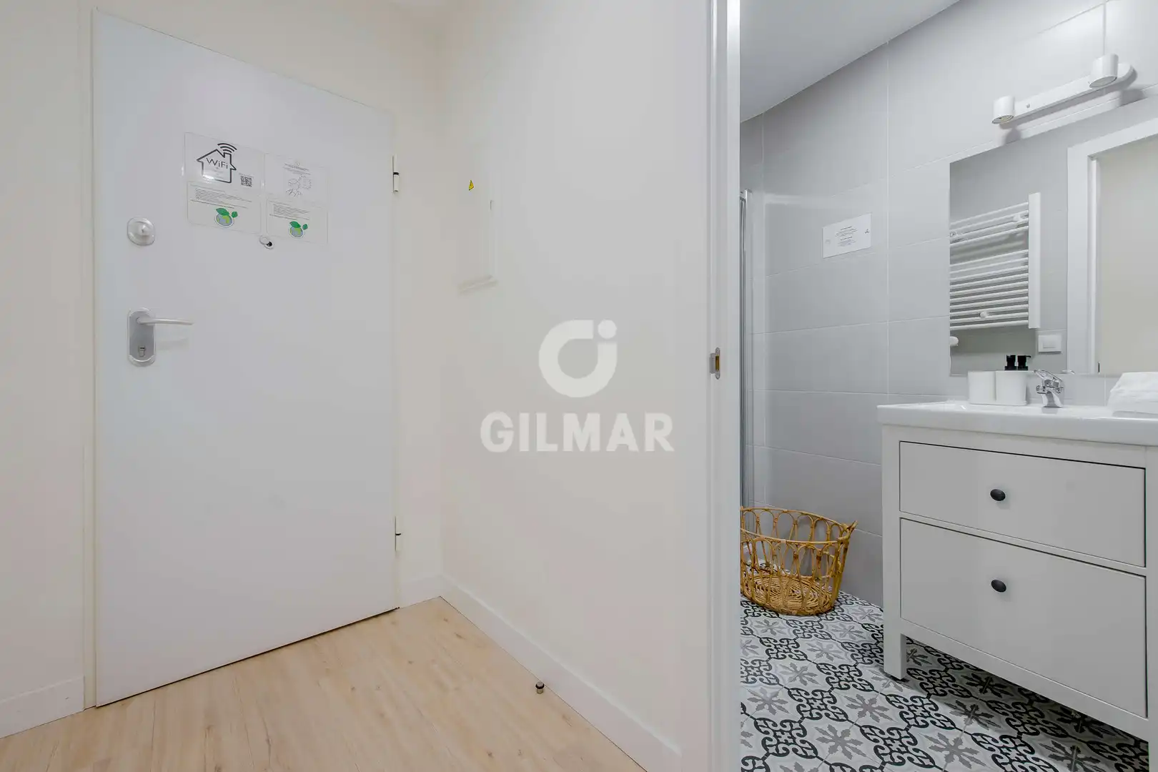 Habitación de Piso en venta en Madrid con Calefacción