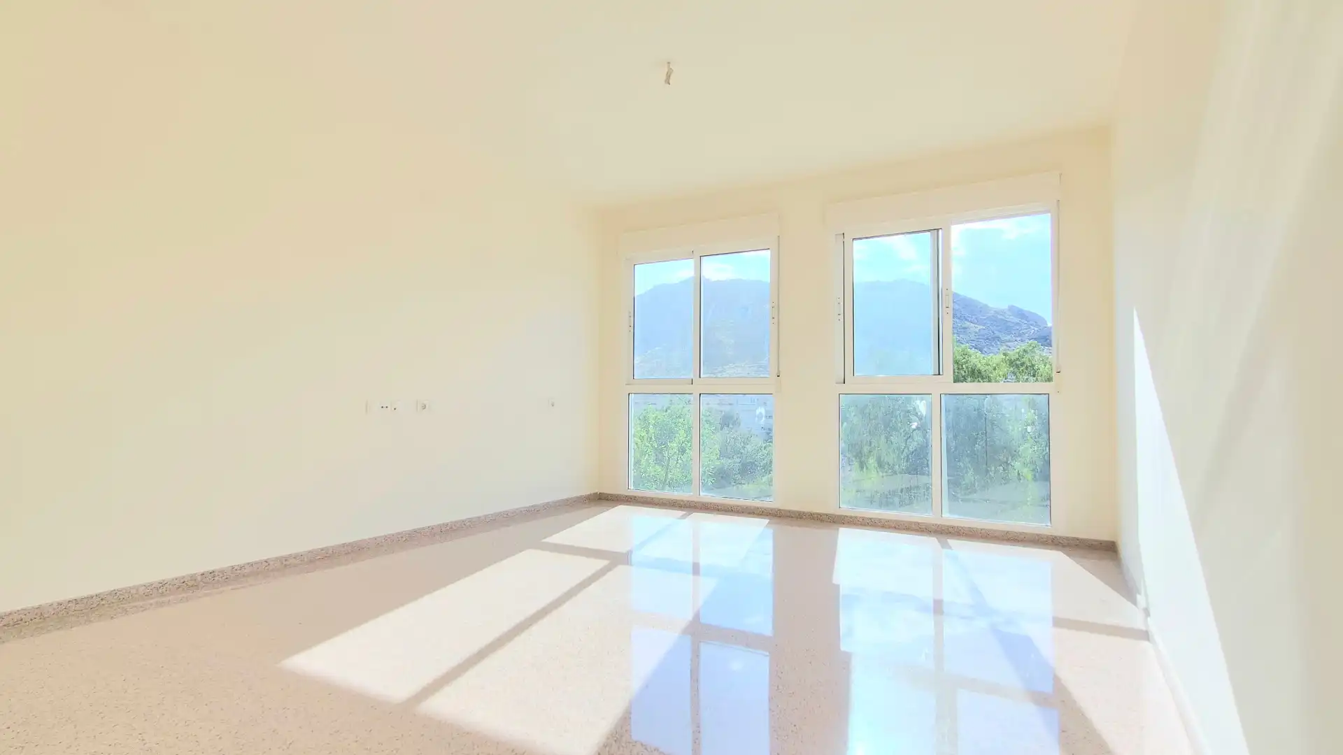 Duplex with terrace for sale in Carretera de Circunvalación 31, imagen 2