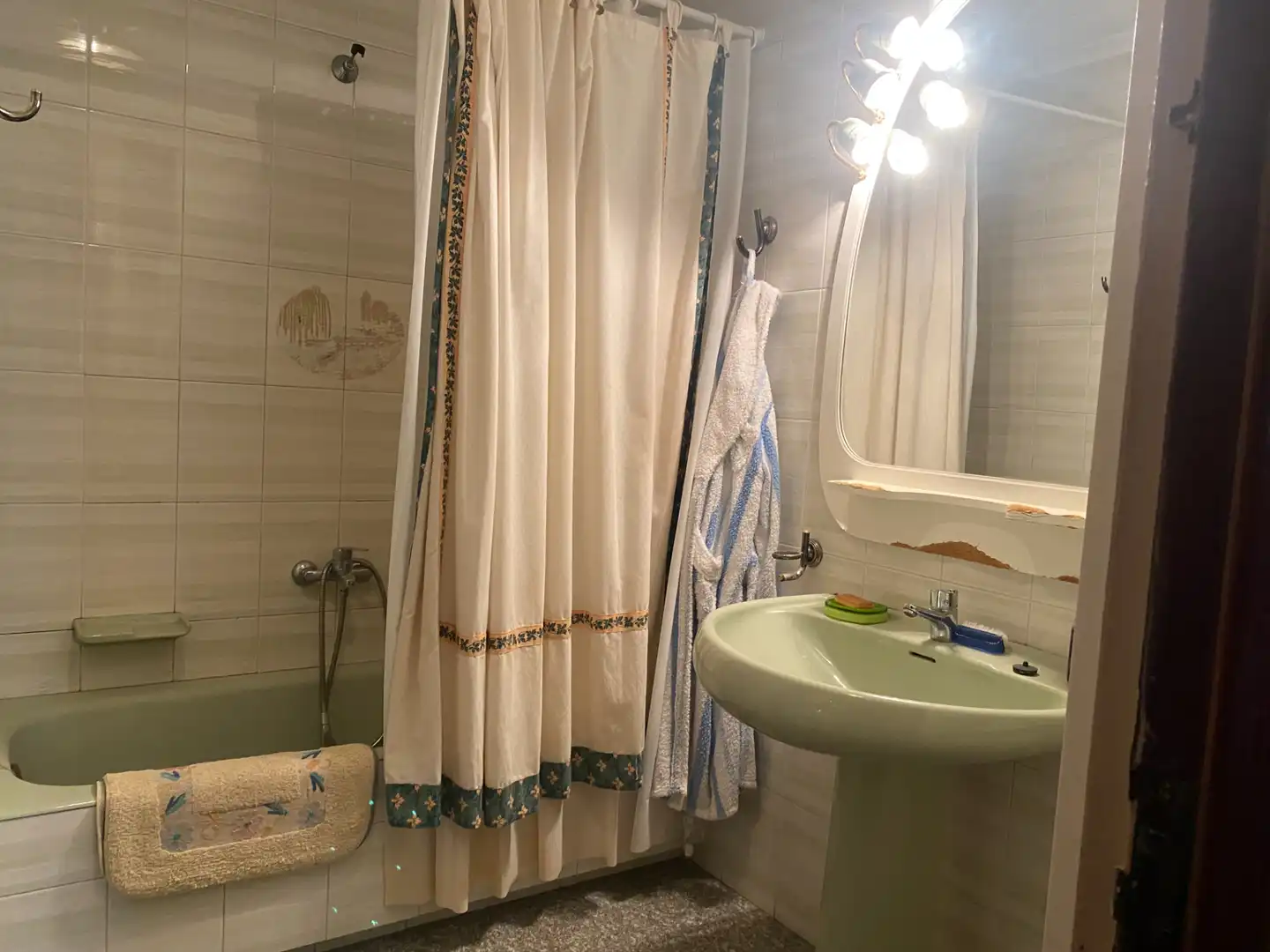 Badezimmer von Wohnung zum Verkauf in Santander mit Heizung, Terrasse und Möbliert