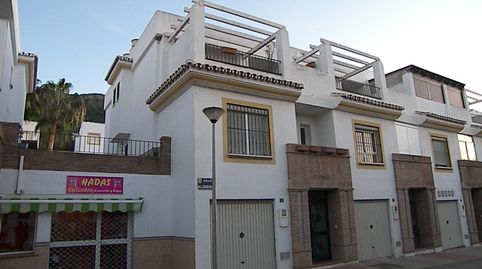 Solvia Inmobiliaria  Chalet adosado Cártama