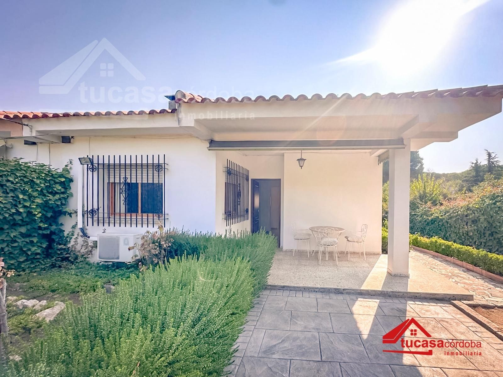 Vista exterior de Casa o xalet en venda en  Córdoba Capital amb Piscina