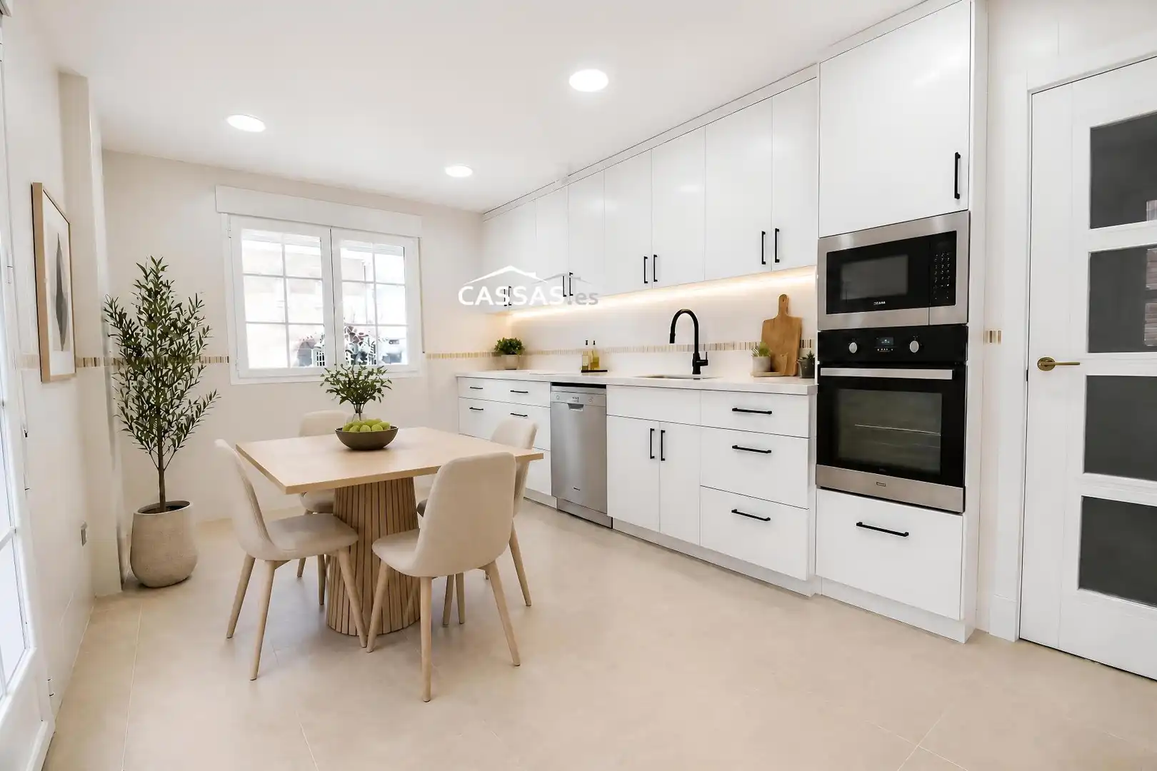 Kitchen of Detached homes for sale in Torrejón de Ardoz  with Air Conditioner, Heating and Parquet flooring