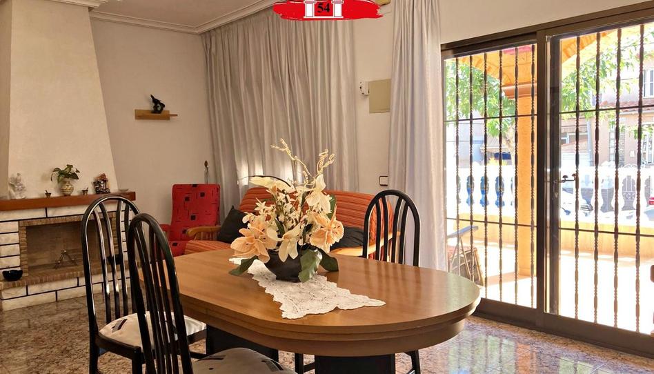 Foto 1 de Casa adosada en venda a Calle Calle de la Alameda, Torre de la Horadada, Alicante