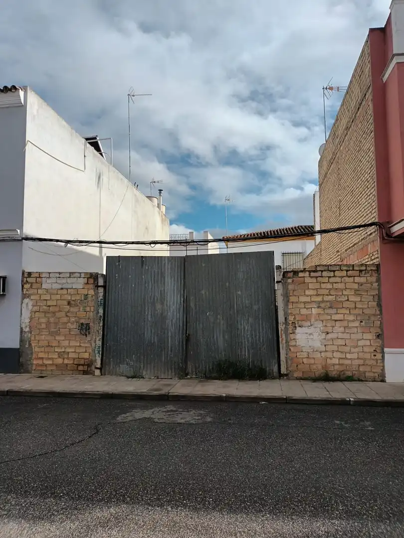 Terreny residencial en venda a Calle Miguel de Unamuno