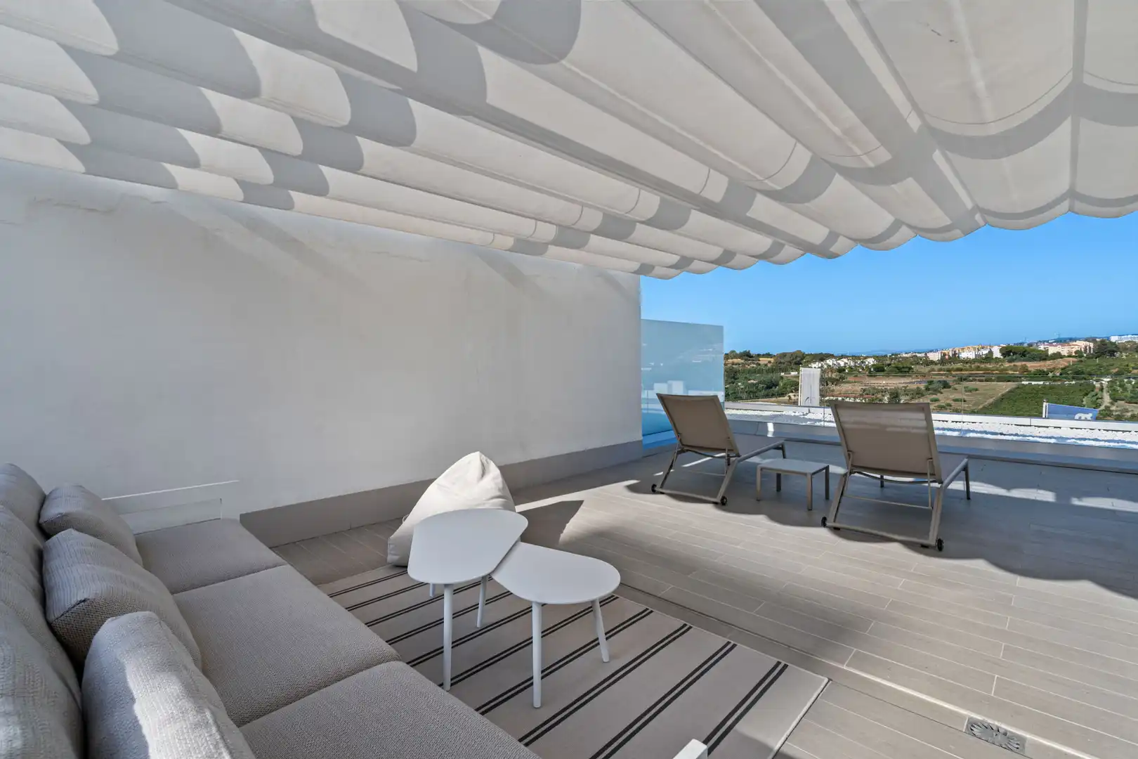 Terraza de Casa adosada de alquiler en Estepona con Aire acondicionado, Terraza y Piscina
