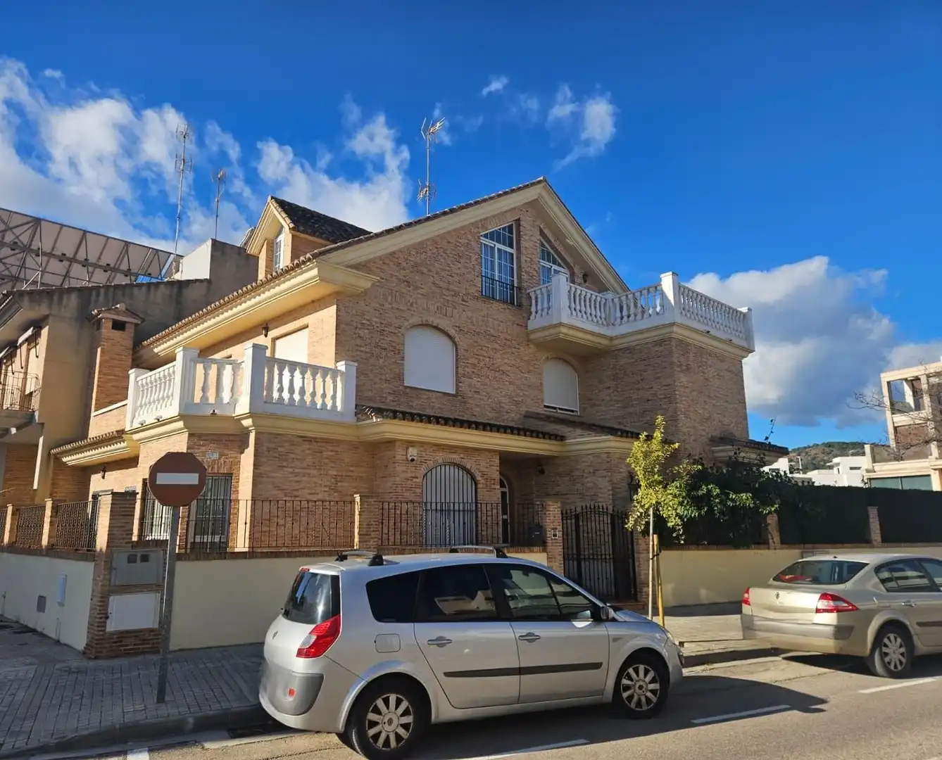 Exterior view of Houses for sale in Sagunto / Sagunt  with Heating, Private garden and Storage room