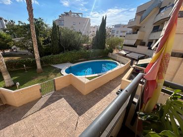 Piso con balcón en venta en Carrer de Juan de la Cierva