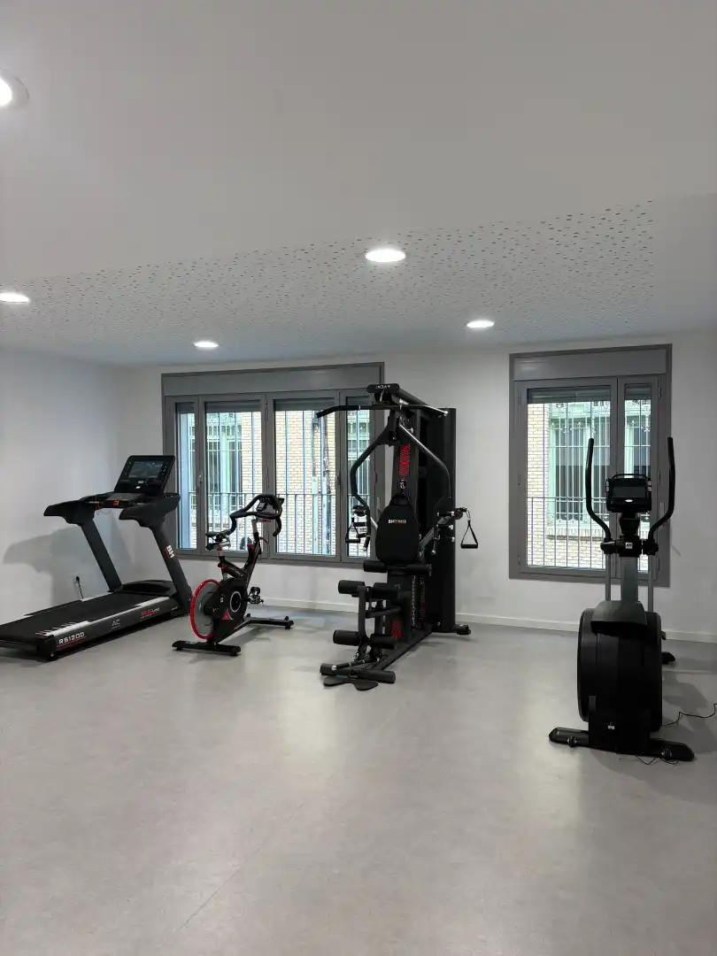 Flat for rent in Zaragoza  with Air Conditioner and Furnished