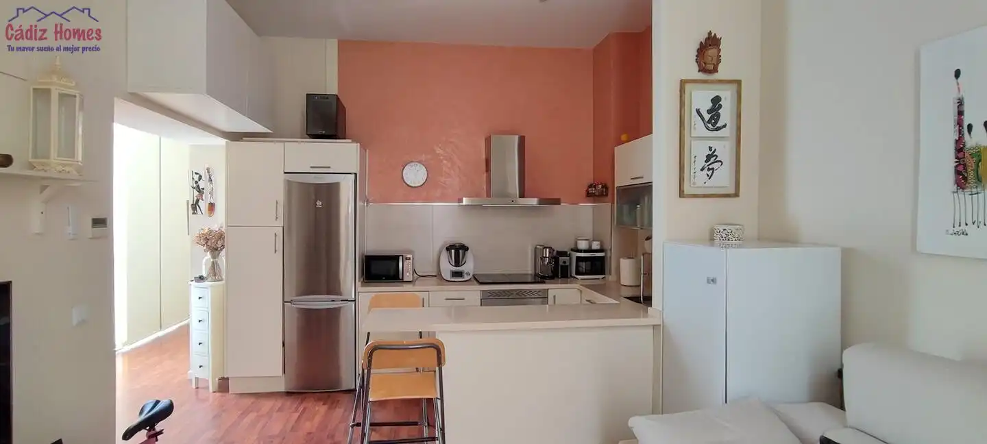 Kitchen of Flat for sale in Cádiz  with Air Conditioner, Heating and Parquet flooring
