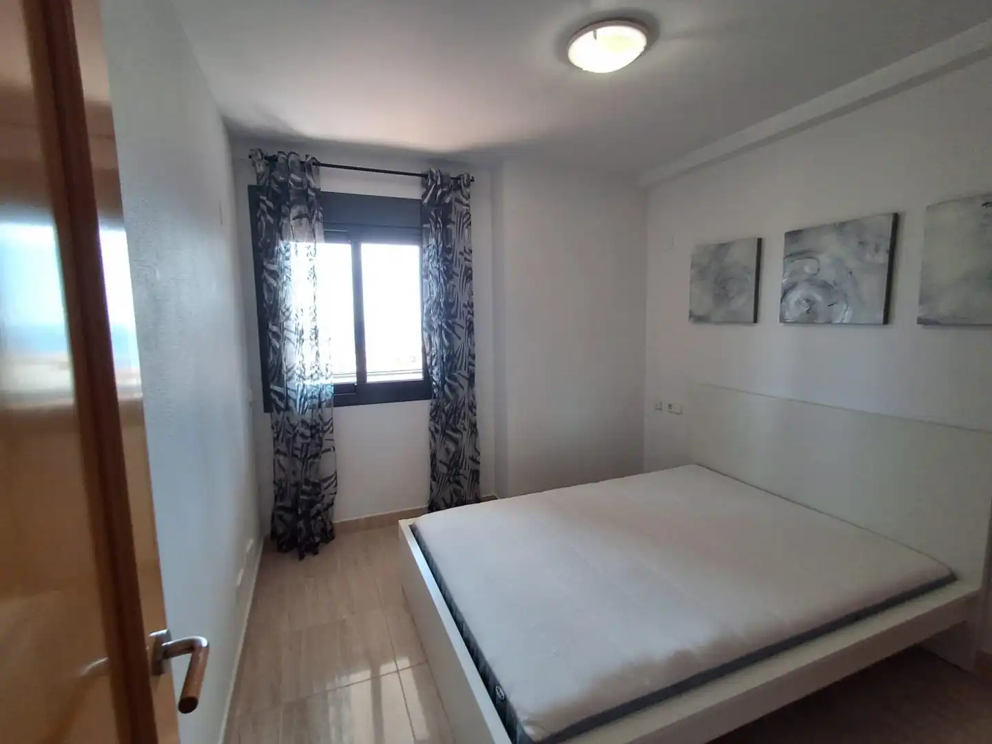 Appartement compact avec piscine à louer à MESTRAL 6, imagen 11