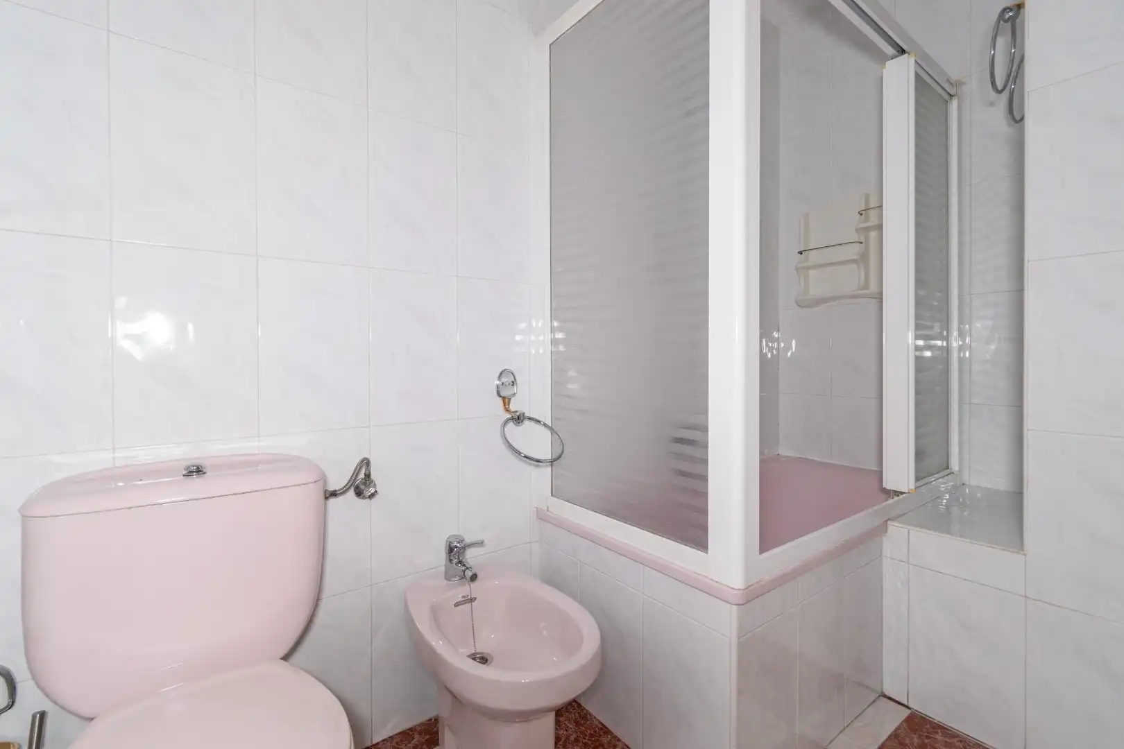 Baño de Piso en venta en Armilla