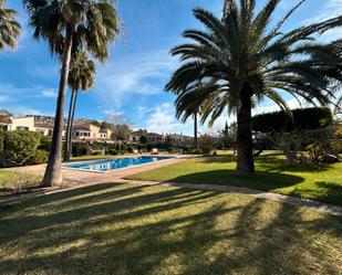 Jardí de Casa adosada de lloguer en  Palma de Mallorca amb Aire condicionat, Moblat i Piscina comunitària